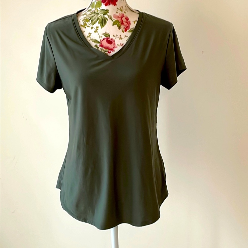 V-Neck Stretch Tee